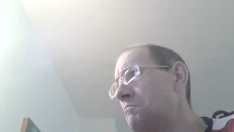 Snapshot of moviem1978 chatting on 01.25.25 Frederik online show from 01.25.25