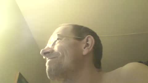 Snapshot of moviem1978 chatting on 02.02.25 Frederik online show from 02.02.25