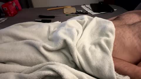 Snapshot of mps908 chatting on 02.18.26 Sequoia-Cocked Hombre de Sur online show from 02.18.26