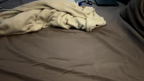 Snapshot of mps908 chatting on 02.21.26 Sequoia-Cocked Hombre de Sur online show from 02.21.26