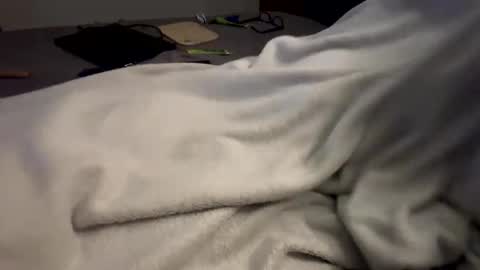 Snapshot of mps908 chatting on 03.25.26 Sequoia-Cocked Hombre de Sur online show from 03.25.26