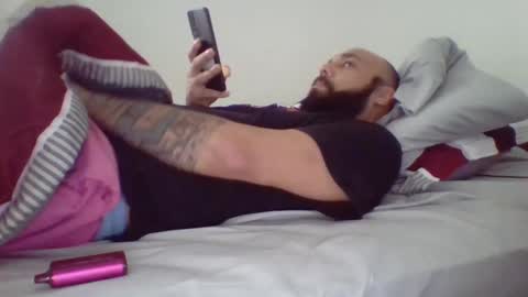 Mr8 online show from 01.10.25