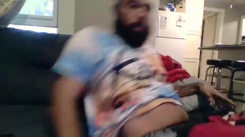 Mr8 online show from 10.28.25