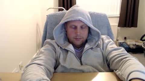 Mr Baldy Likes to Chat online show from 10.04.25