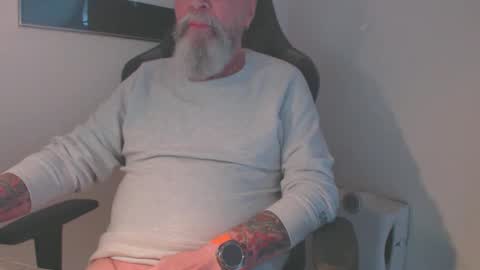 mr_boombastic2021 online show from 09.12.25