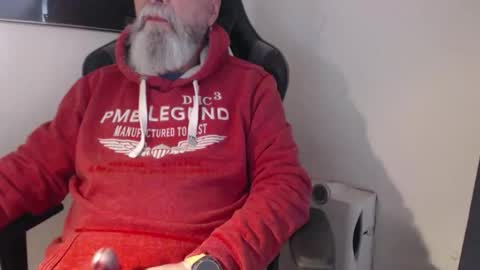 mr_boombastic2021 online show from 10.24.25