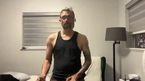 Snapshot of mr_halfling chatting on 06.11.26 mr_halfling online show from 06.11.26