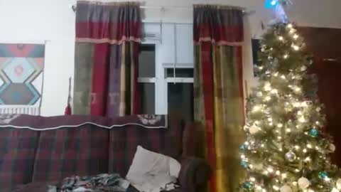 mr_happy12 online show from 12.21.24