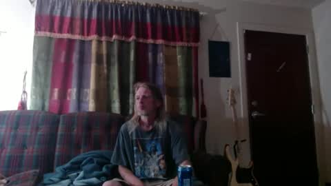 mr_happy12 online show from 09.12.25