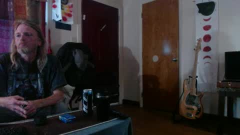 mr_happy12 online show from 10.30.25