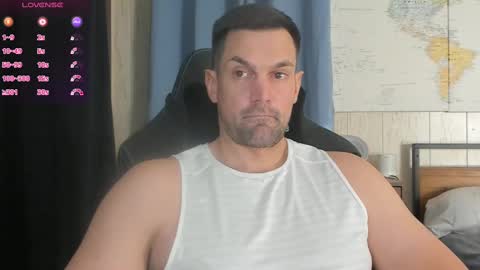 Snapshot of mr_mac69 chatting on 01.20.25 Cam online show from 01.20.25