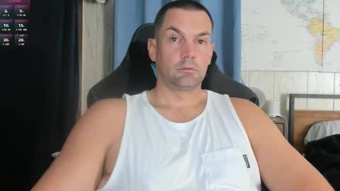 Snapshot of mr_mac69 chatting on 09.25.25 Cam online show from 09.25.25