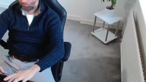 mr_matthew_me online show from 10.24.25