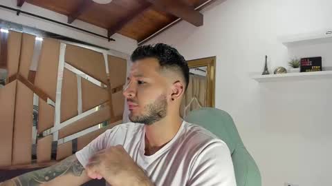 MIKEE online show from 02.23.25