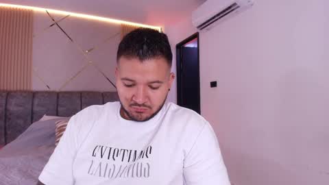 MIKEE online show from 04.09.26