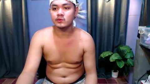 mr_olivercummerx online show from 10.04.25