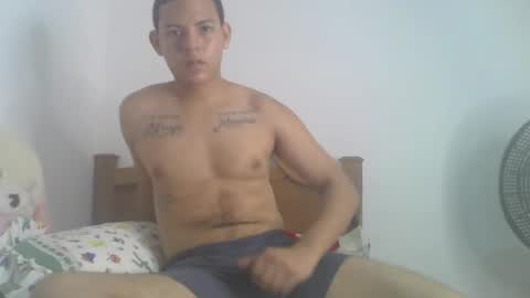 mr_sharkmaster777 online show from 01.04.25