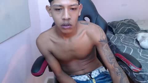 mr_stiven_ online show from 01.02.25