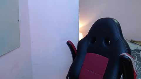 mr_stiven_ online show from 01.08.25