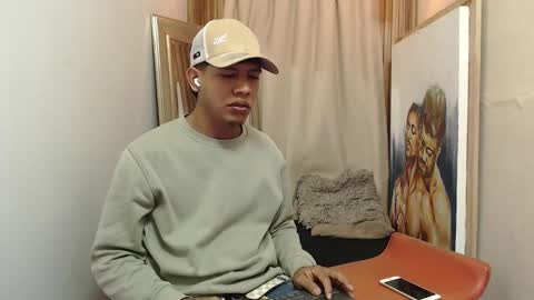 mr_stiven_ online show from 11.30.25