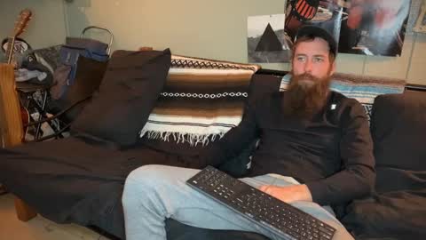 Snapshot of mr_valdor chatting on 12.15.24 Valdor online show from 12.15.24