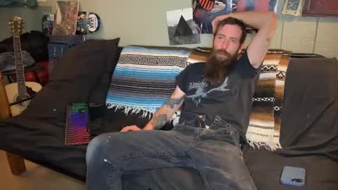 Snapshot of mr_valdor chatting on 12.25.24 Valdor online show from 12.25.24