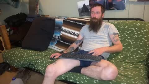 Snapshot of mr_valdor chatting on 01.02.25 Valdor online show from 01.02.25