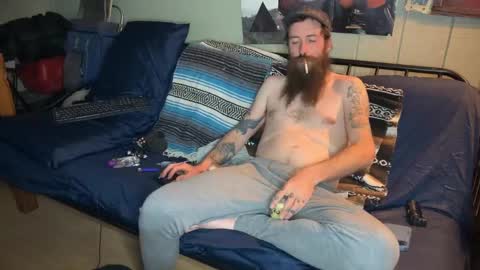 Snapshot of mr_valdor chatting on 01.05.25 Valdor online show from 01.05.25