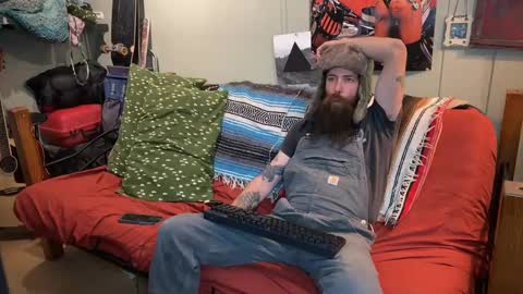 Snapshot of mr_valdor chatting on 03.03.25 Valdor online show from 03.03.25