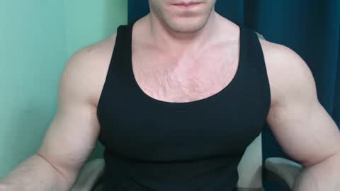 Snapshot of mrbiceps_23 chatting on 02.09.25 Mrbiceps23 online show from 02.09.25