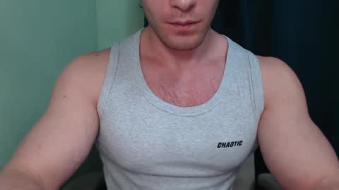 Snapshot of mrbiceps_23 chatting on 02.13.25 Mrbiceps23 online show from 02.13.25