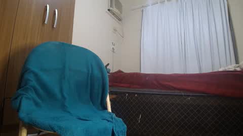 Snapshot of mrbrown_strong chatting on 02.22.26 mr brown online show from 02.22.26