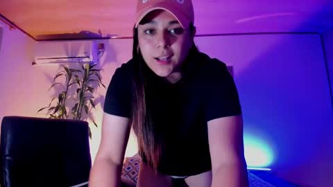 Laura online show from 12.19.24