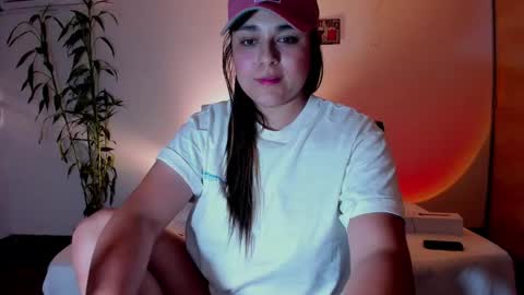 Laura online show from 01.10.25