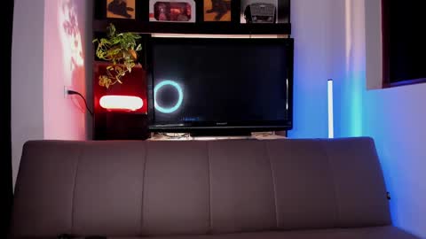 Laura online show from 09.10.25