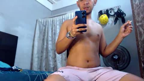 Snapshot of mrchrisdaniel chatting on 05.18.26 Christtofer online show from 05.18.26