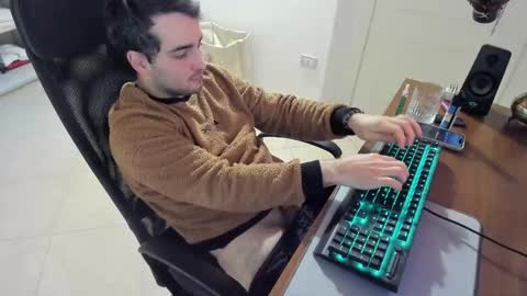 Snapshot of mrclean_97 chatting on 01.12.25 GoodBoy online show from 01.12.25