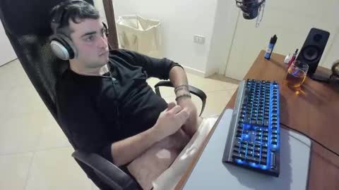 Snapshot of mrclean_97 chatting on 01.15.25 GoodBoy online show from 01.15.25