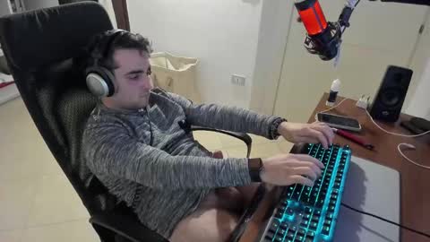 Snapshot of mrclean_97 chatting on 02.07.25 GoodBoy online show from 02.07.25