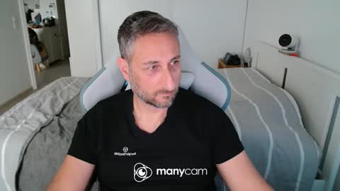 Snapshot of mrdr000 chatting on 05.04.26 mrdr000 online show from 05.04.26