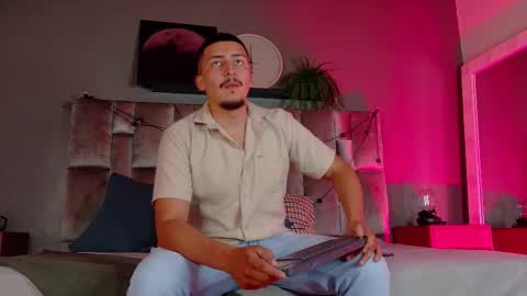 Mr Fox online show from 02.26.26