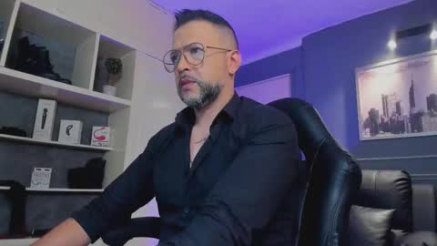 Snapshot of mrfrank_tattoo chatting on 11.07.25 MrFrank. online show from 11.07.25
