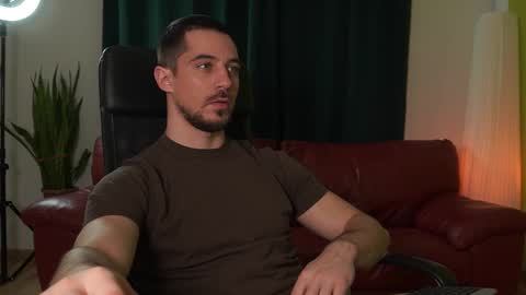 juan luis online show from 01.11.26