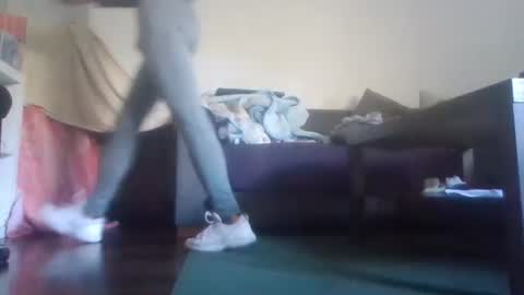 Snapshot of mrhandsomelovee chatting on 10.10.25 Nikola online show from 10.10.25