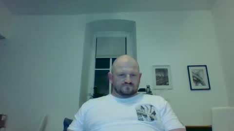 Snapshot of mrhotsex69 chatting on 01.05.25 mrhotsex69 online show from 01.05.25