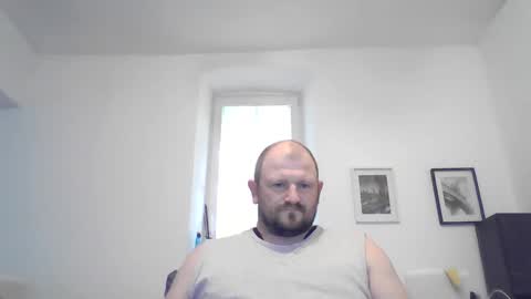 Snapshot of mrhotsex69 chatting on 09.08.25 mrhotsex69 online show from 09.08.25