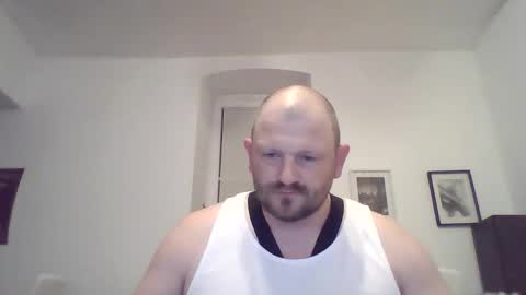 Snapshot of mrhotsex69 chatting on 10.17.25 mrhotsex69 online show from 10.17.25