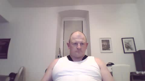 Snapshot of mrhotsex69 chatting on 10.19.25 mrhotsex69 online show from 10.19.25