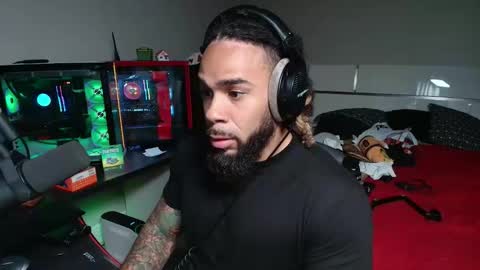 Snapshot of mrjacksonsplayroom chatting on 03.03.26 X TeamTJackson tnacamgirls online show from 03.03.26