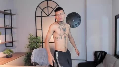 mrjustin_ online show from 10.20.25